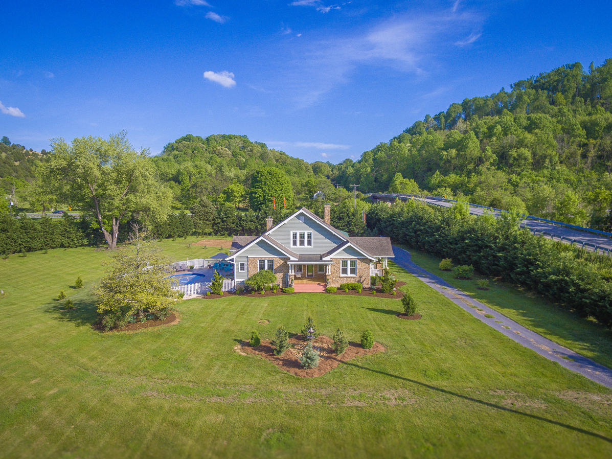 81 Hardbarger Road Buchanan, VA 24066 - Photo 1 of 42 IMG_8802