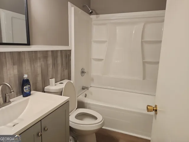 a view of a walk in closet