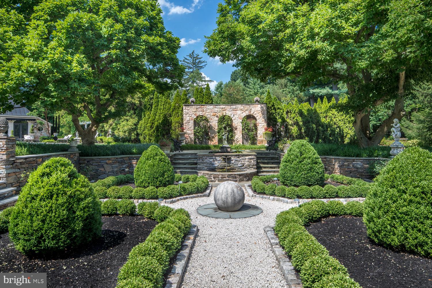1241 Ridgewood Road Bryn Mawr, PA 19010 - Photo 17 of 17 Garden