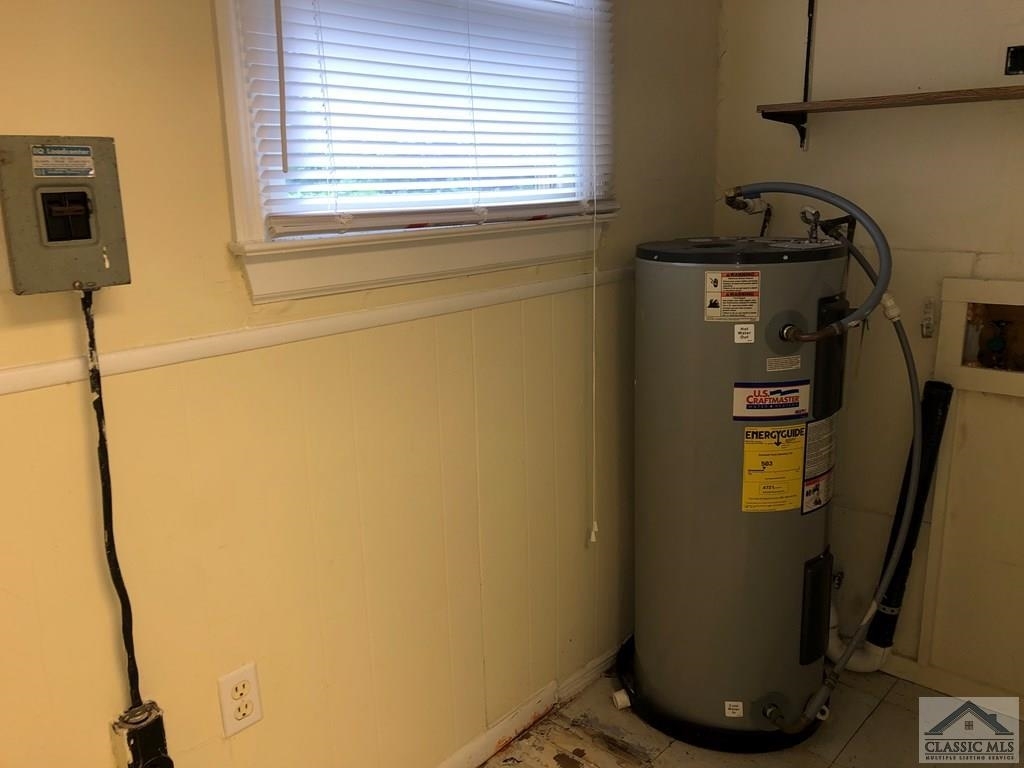 127 Pineview Drive Athens, GA 30606 - Photo 5 of 10 a view of a storage & utility room