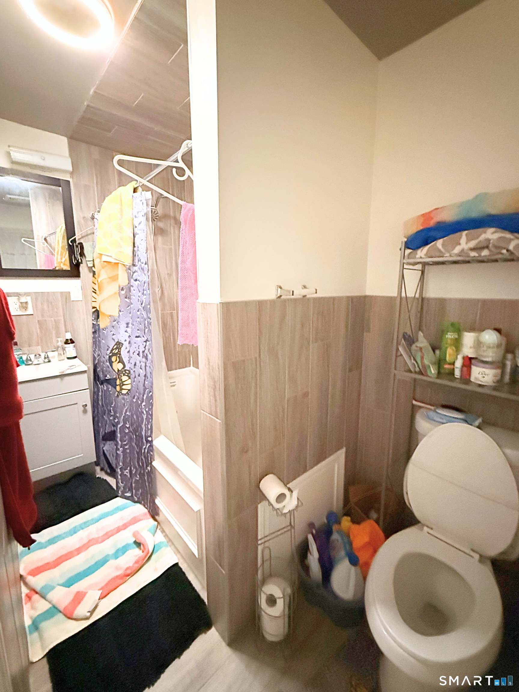 605 Merritt Street Bridgeport, CT 06606 - Photo 17 of 23