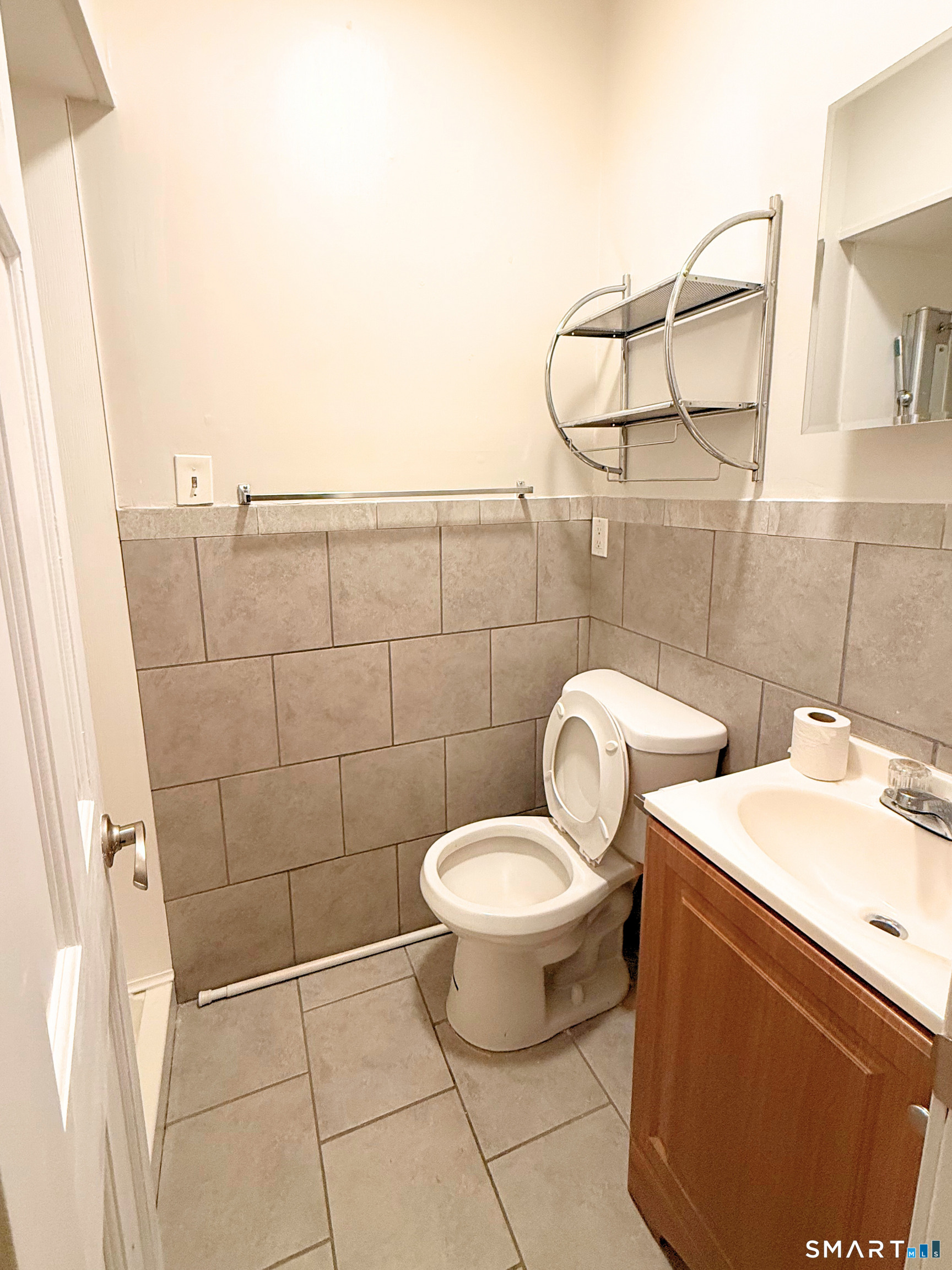 605 Merritt Street Bridgeport, CT 06606 - Photo 21 of 23