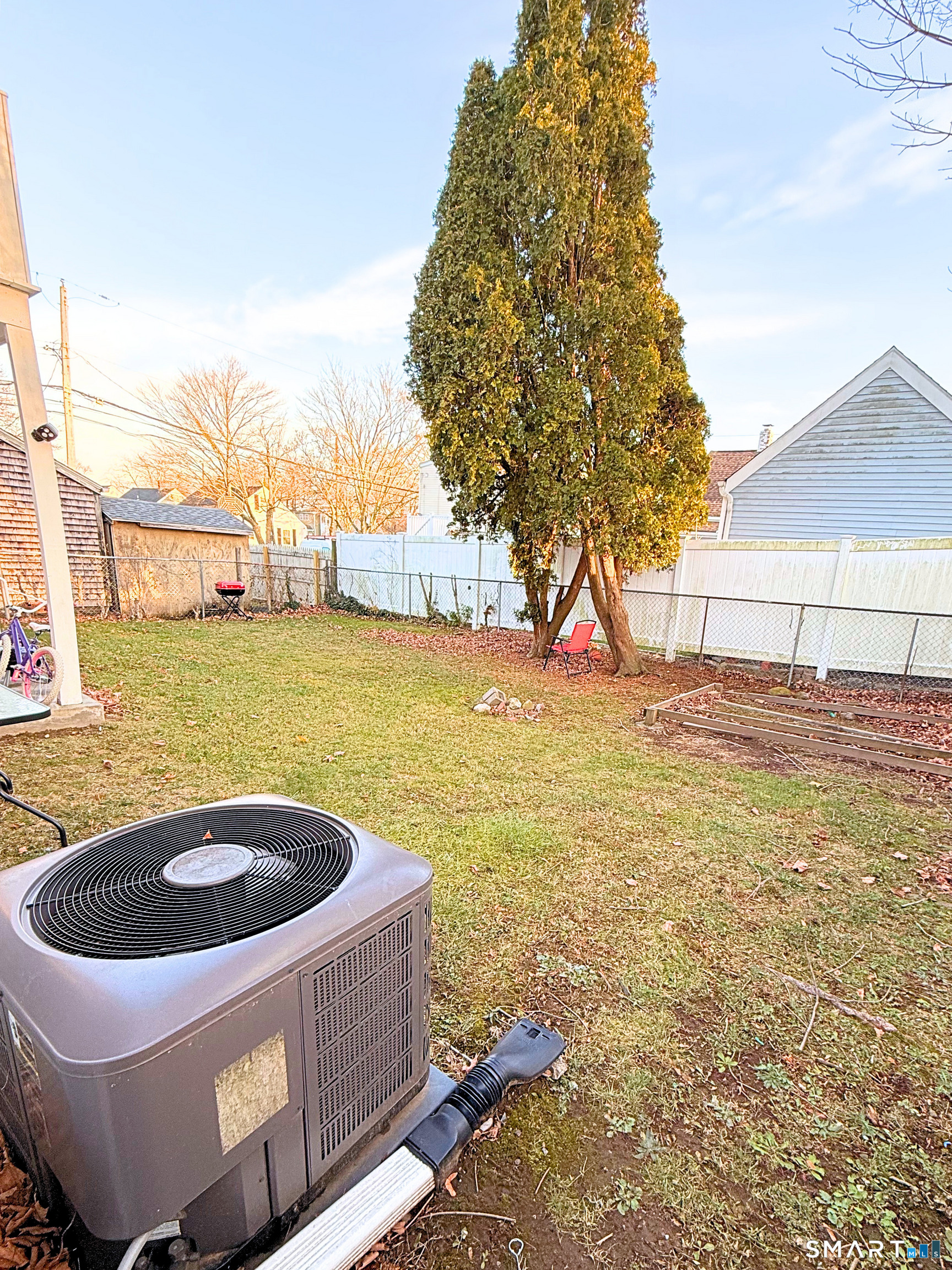 605 Merritt Street Bridgeport, CT 06606 - Photo 8 of 23