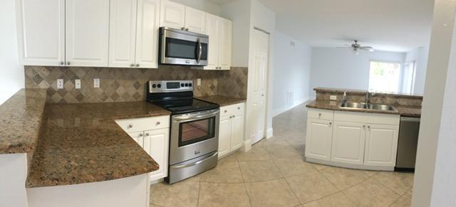 10720 Bexley Boulevard Boca Raton, FL 33428 - Photo 11 of 22 +kitchen