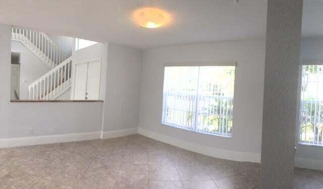 10720 Bexley Boulevard Boca Raton, FL 33428 - Photo 8 of 22 dining room