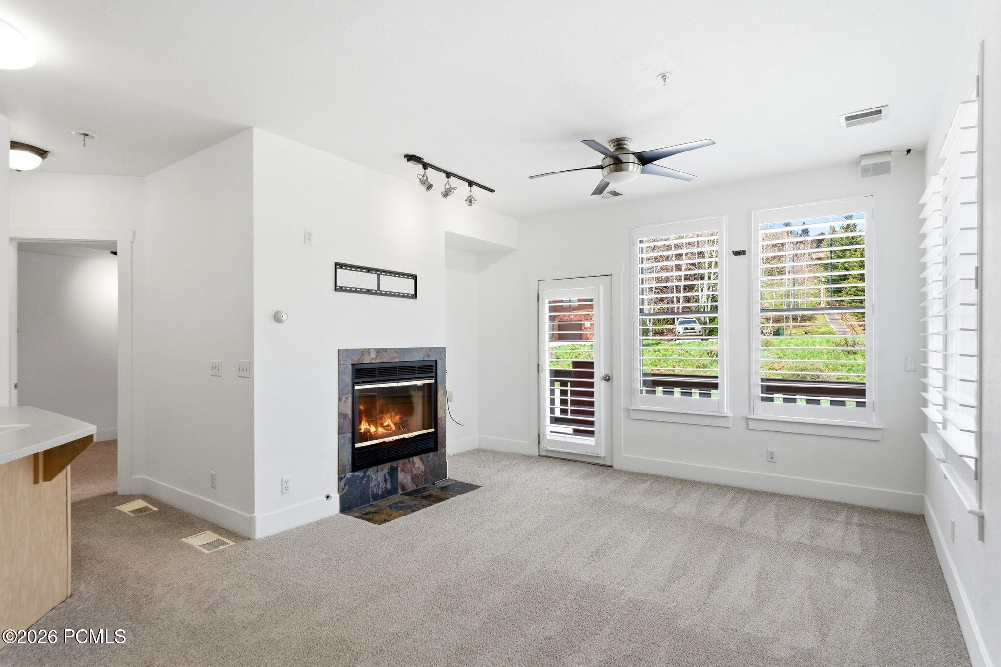 8410 Pointe Road, Unit F23 Park City, UT 84098 - Photo 2 of 21