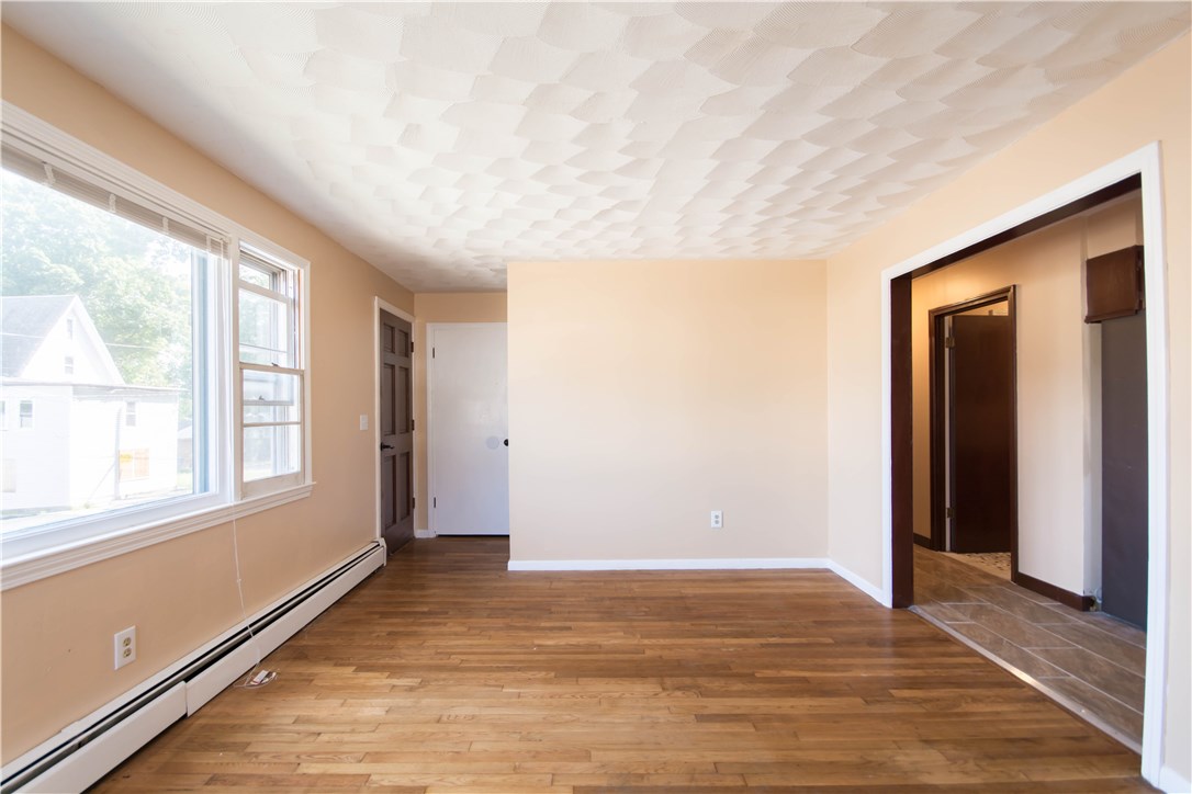 208 Killingly Street Providence, RI 02909 - Photo 12 of 34 Gallery Image 12