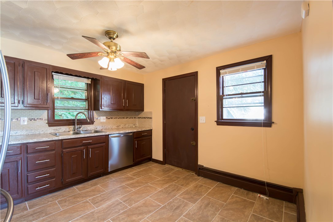 208 Killingly Street Providence, RI 02909 - Photo 7 of 34 Gallery Image 7