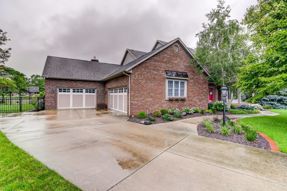 3305 Quail Chase Springfield, IL 62711 - Photo 3 of 49