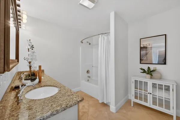 $799,000 | 7211 County Road 99W, Woodland, CA 95695