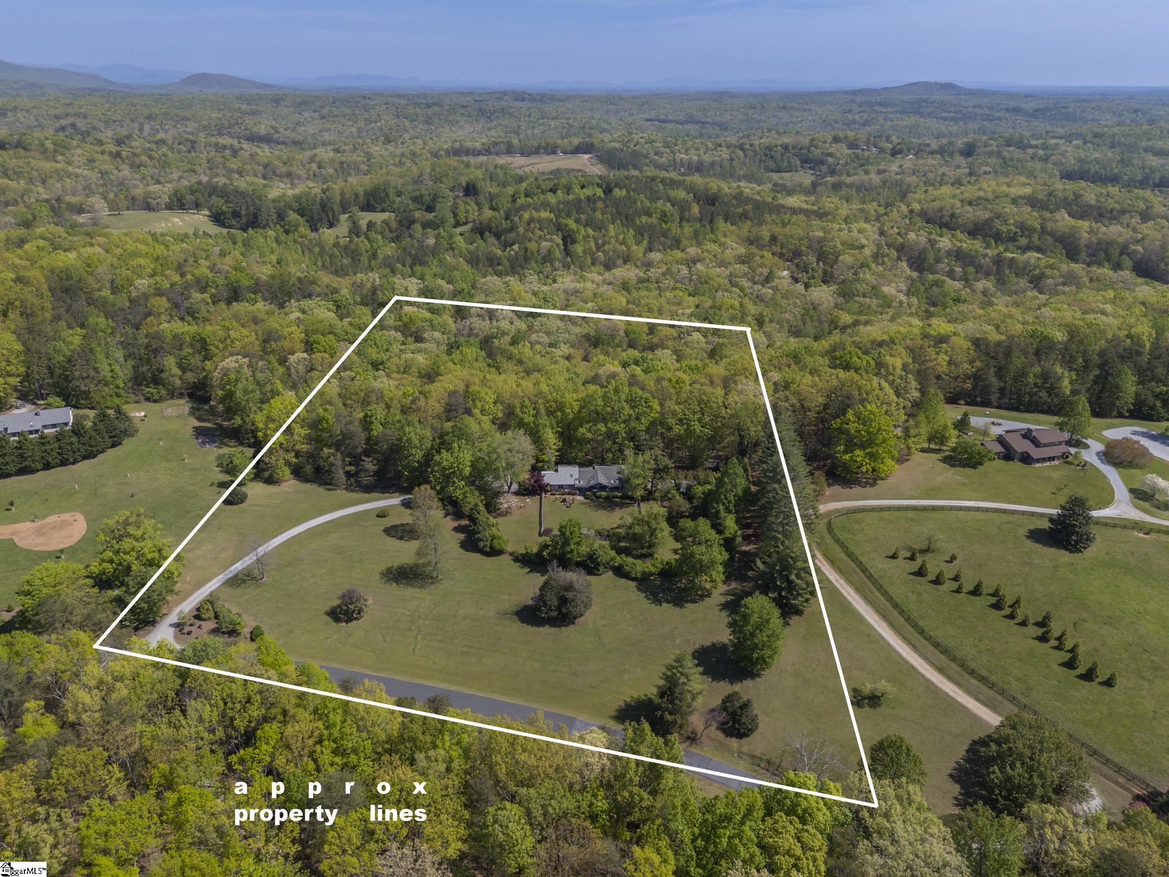 176 Fox Run Lane Tryon, NC 28782 - Photo 37 of 41
