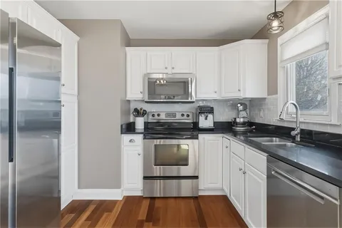 $400,000 | 4509 West 51st Street, Roeland Park, KS 66205