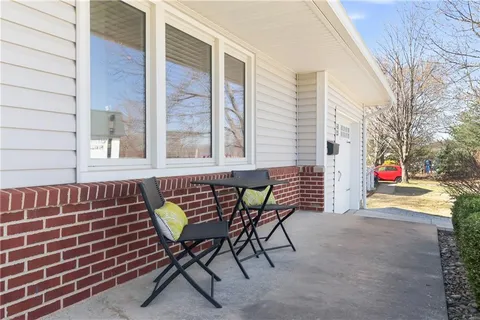 $400,000 | 4509 West 51st Street, Roeland Park, KS 66205