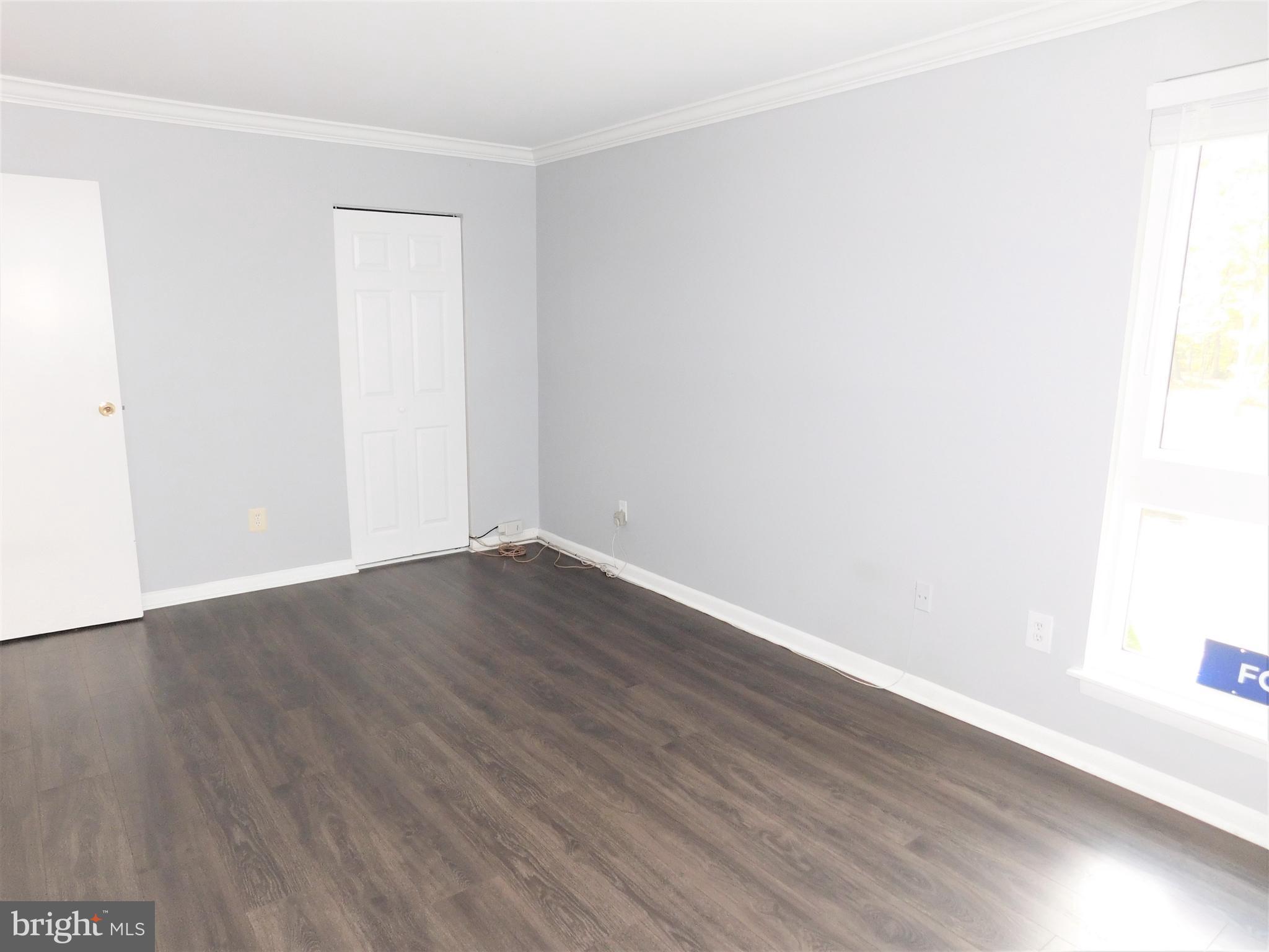 11244 Chestnut Grove Square, Unit 11244354 Reston, VA 20190 - Photo 22 of 40 Agreeable Grey throughout.