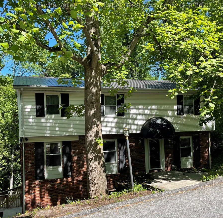 1606 Greystone Road Charleston, WV 25314 - Photo 1 of 34 Gallery Image 1
