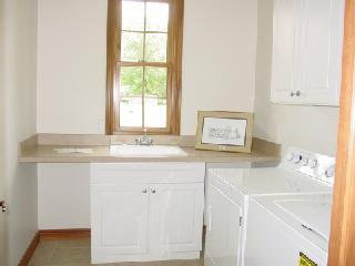 1739 West Sterns Road Temperance, MI 48182 - Photo 9 of 11 766973-8.JPG