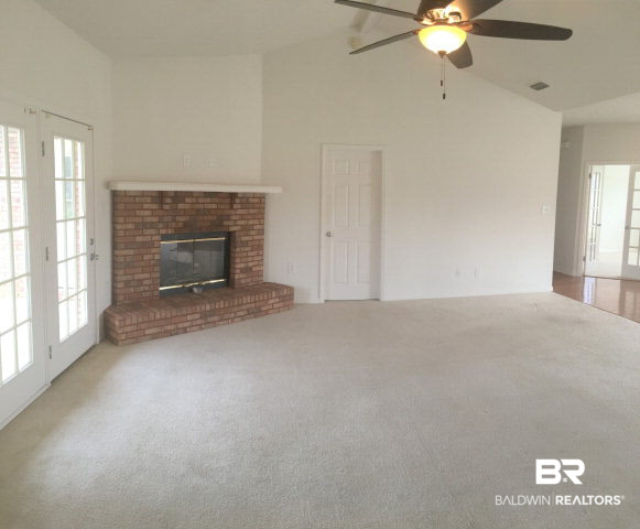 26079 Chatelaine Road Elberta, AL 36530 - Photo 17 of 38 Living Room