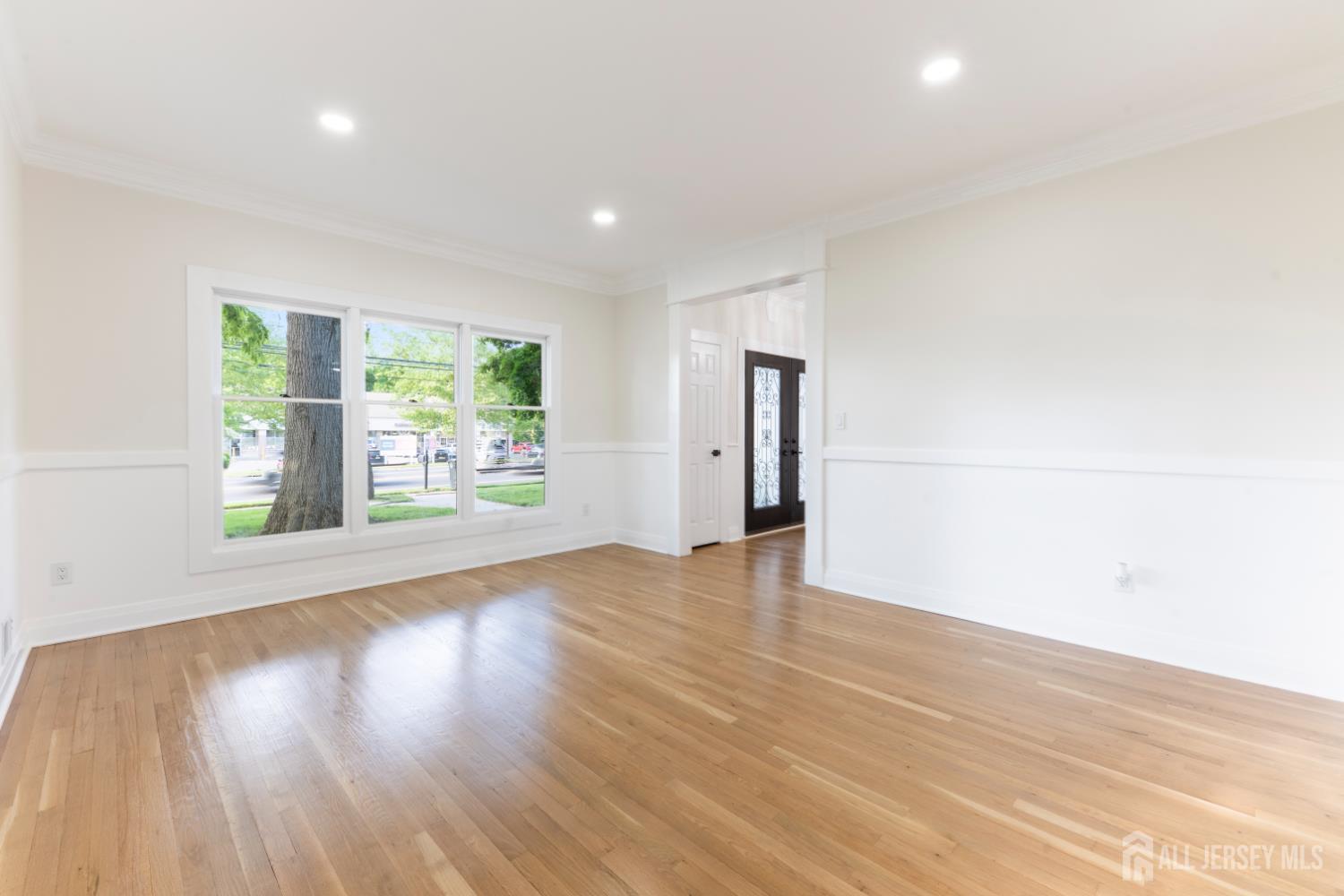 975 Inman Avenue Edison, NJ 08820 - Photo 11 of 62