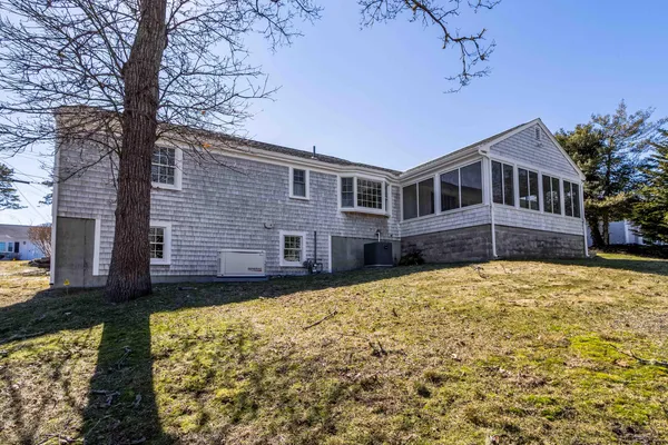 a front view of house with yard