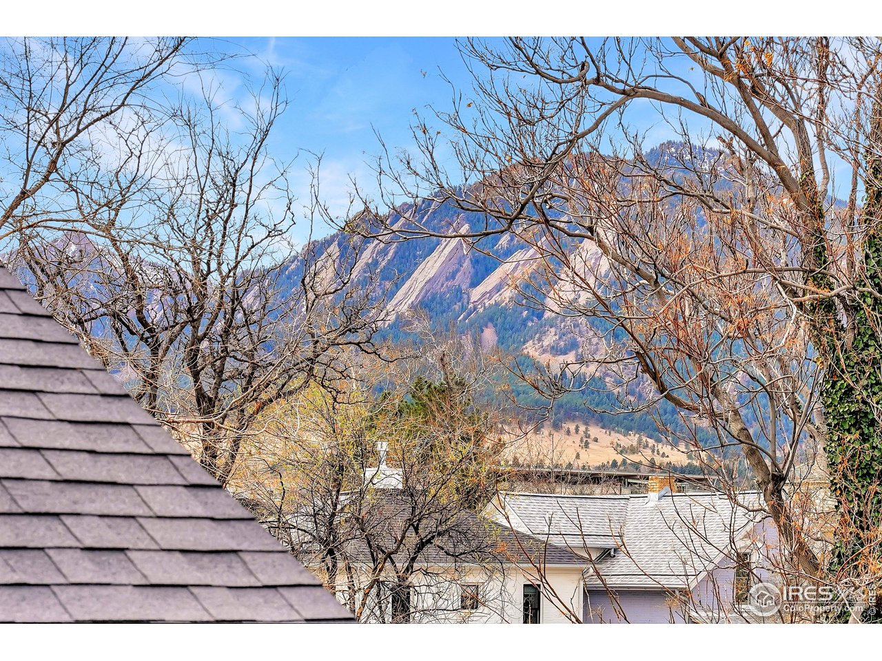 1741 Pine Street Boulder, CO 80302 - Photo 28 of 38 a backyard of a house