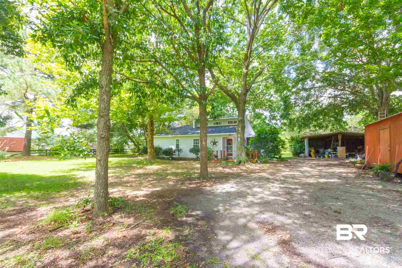 17155 Bemis Lane Elberta, AL 36530 - Photo 2 of 29