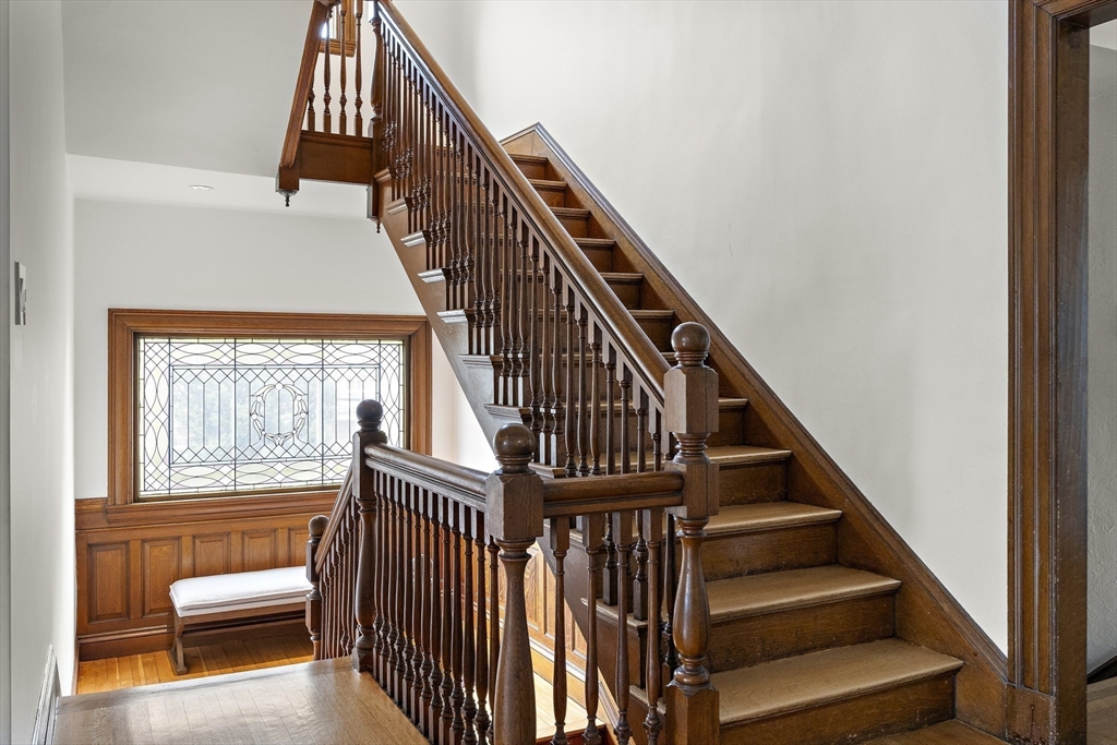 25 Russell Avenue Watertown, MA 02472 - Photo 17 of 40