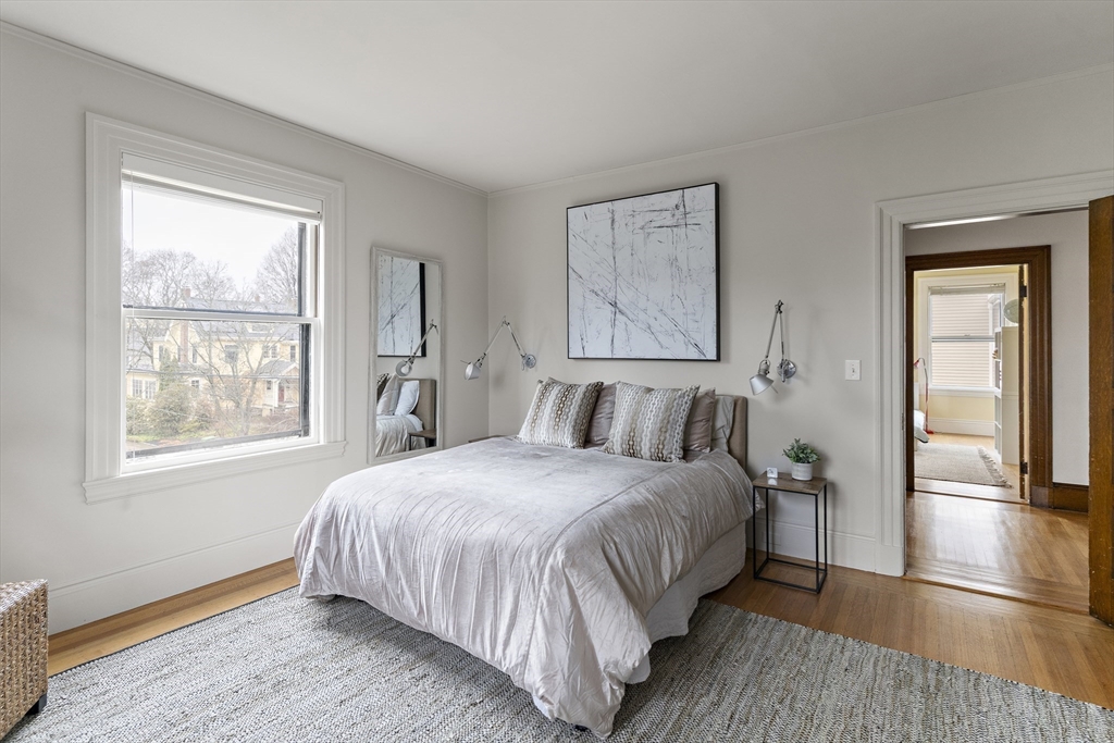 25 Russell Avenue Watertown, MA 02472 - Photo 20 of 40