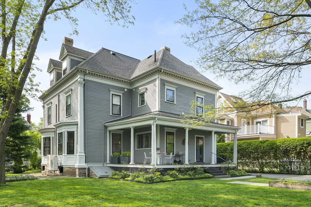 25 Russell Avenue Watertown, MA 02472 - Photo 37 of 40