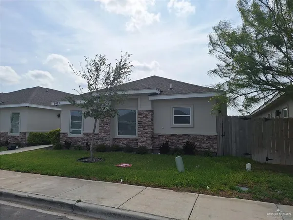 $1,100 | 1019 North Clarence Avenue, Unit 2, Edinburg, TX 78541