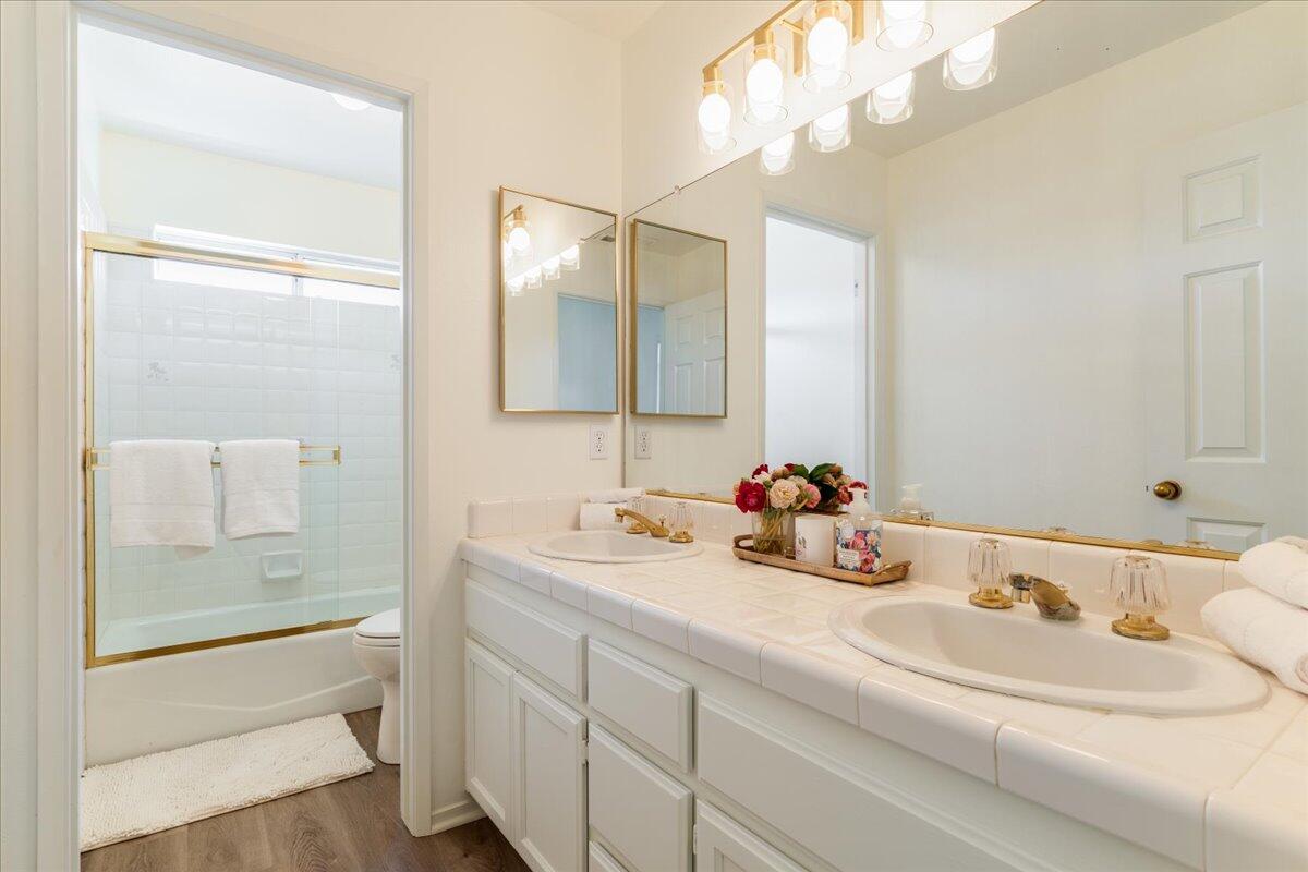 1418 Aarhus Drive Solvang, CA 93463 - Photo 25 of 42 24