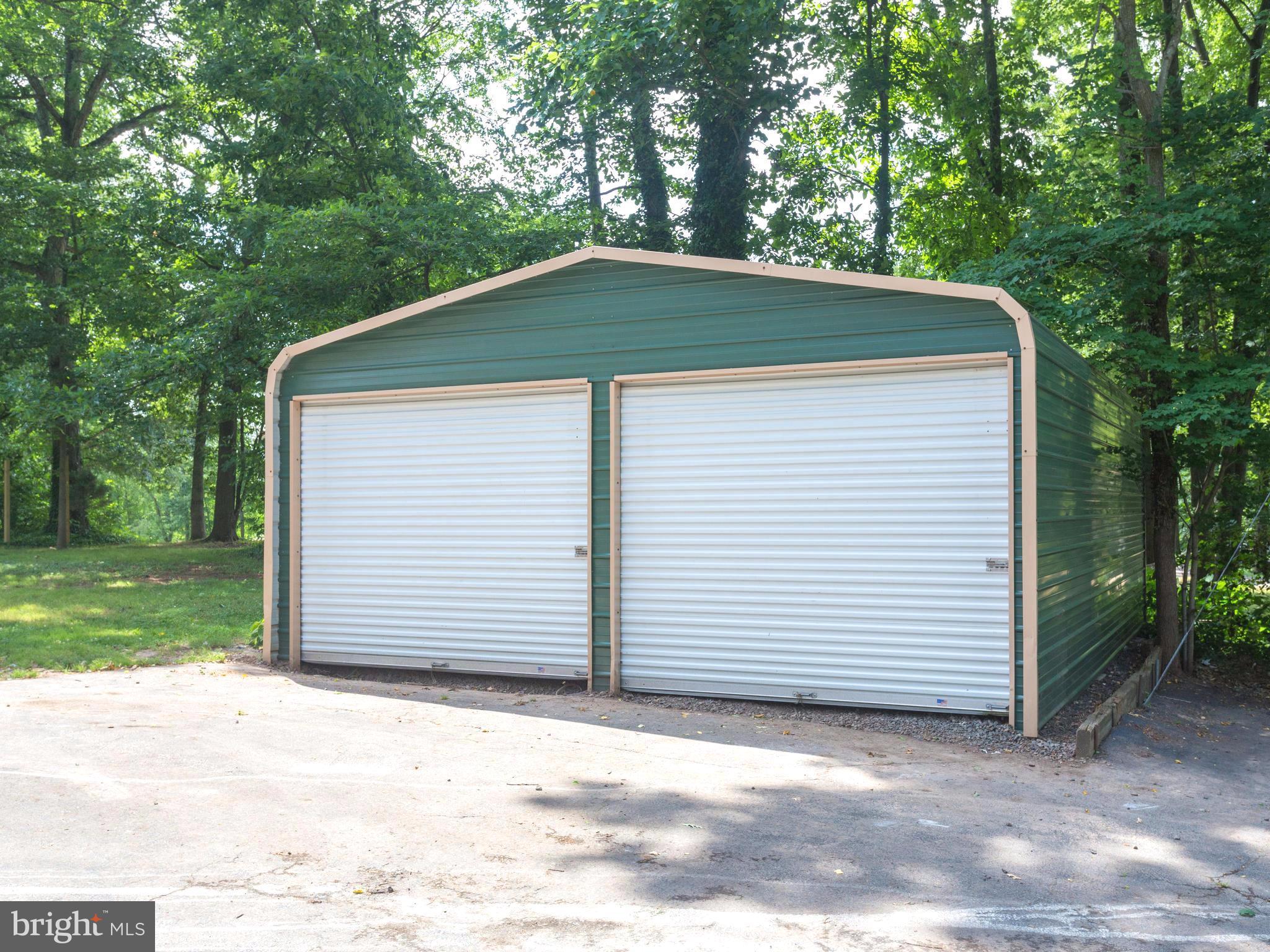10385 Messick Road Midland, VA 22728 - Photo 24 of 30 Garage