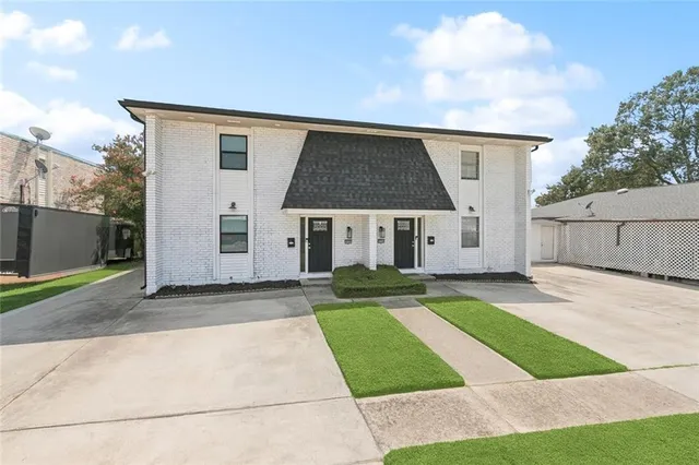 $2,050 | 3734 Diane Place, Metairie, LA 70002