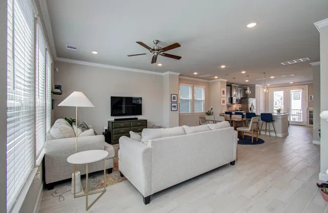 $435,000 | 1912 Honey Mound Drive, Houston, TX 77080