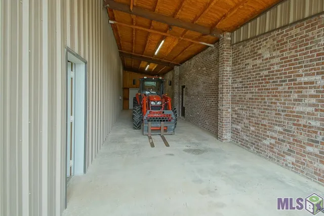 $3,395,000 | 16033 Wiggins Drive, Pride, LA 70770