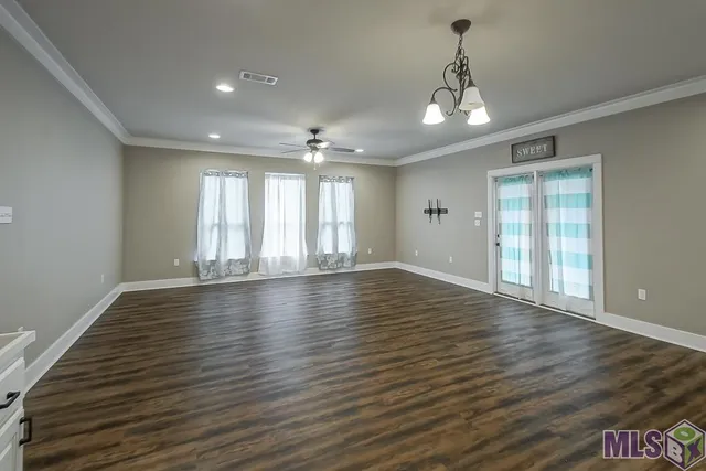 $3,395,000 | 16033 Wiggins Drive, Pride, LA 70770