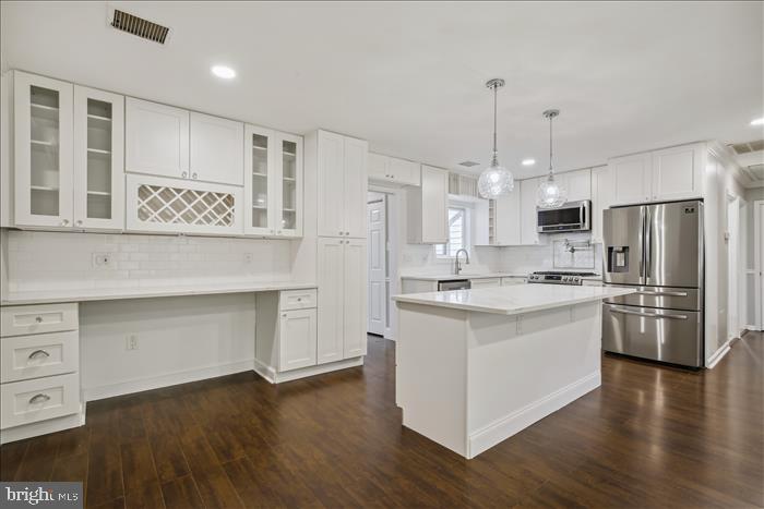 8104 Russell Road Alexandria, VA 22309 - Photo 1 of 51 Fully Renovated Kitchen in 2021!