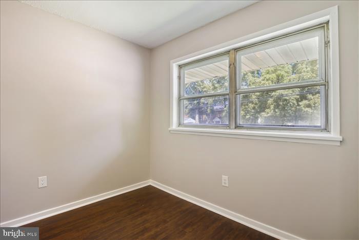 8104 Russell Road Alexandria, VA 22309 - Photo 27 of 51 Bedroom #3