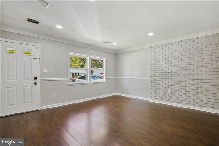 8104 Russell Road Alexandria, VA 22309 - Photo 10 of 51 Exposed Painted brick