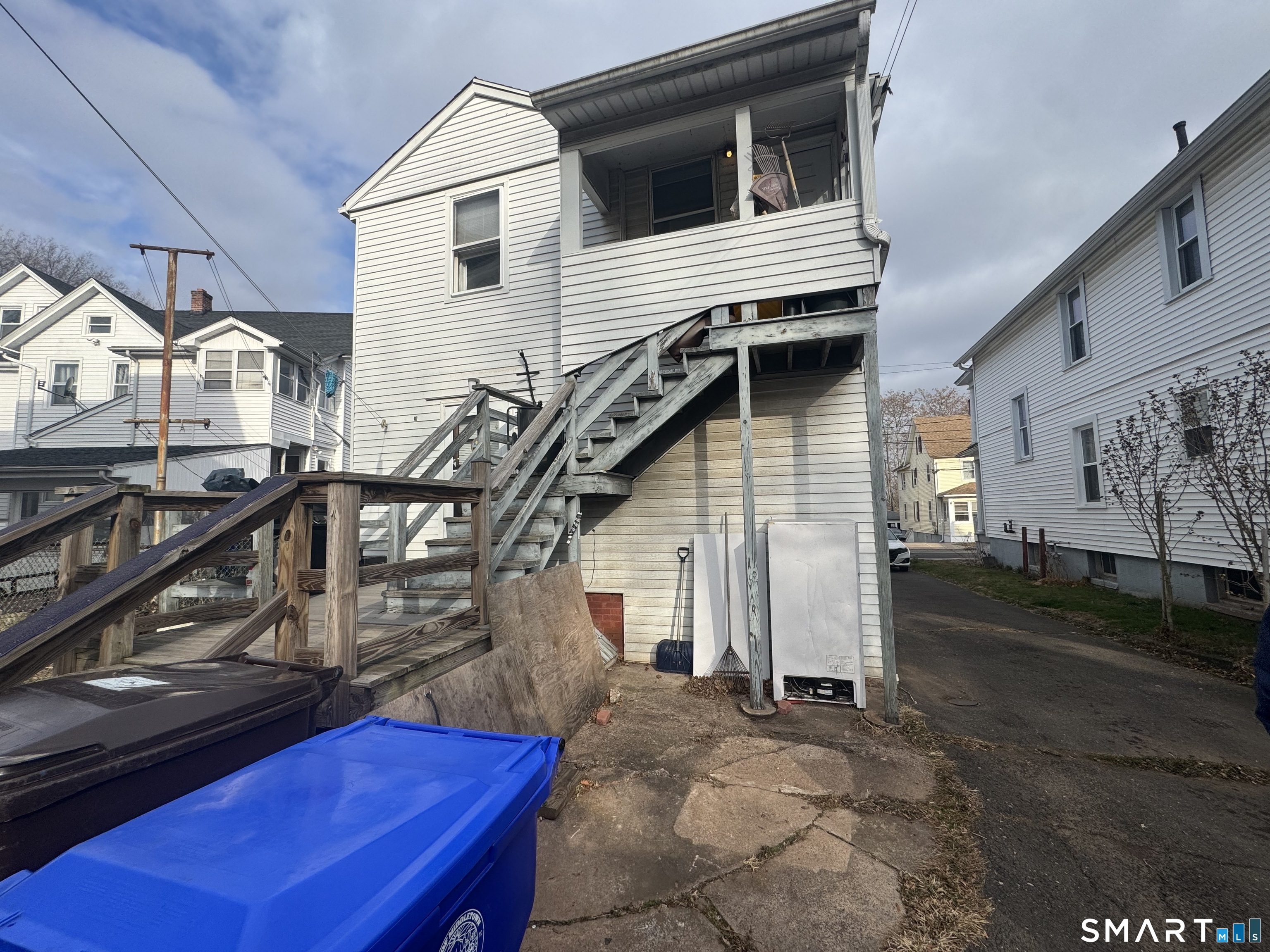 105 Spring Street Middletown, CT 06457 - Photo 5 of 29