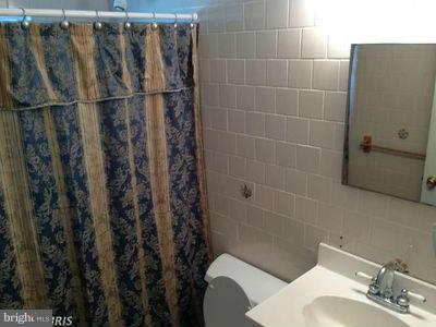 801 Middlesex Road Baltimore, MD 21221 - Photo 18 of 27 Upstairs Full Bath