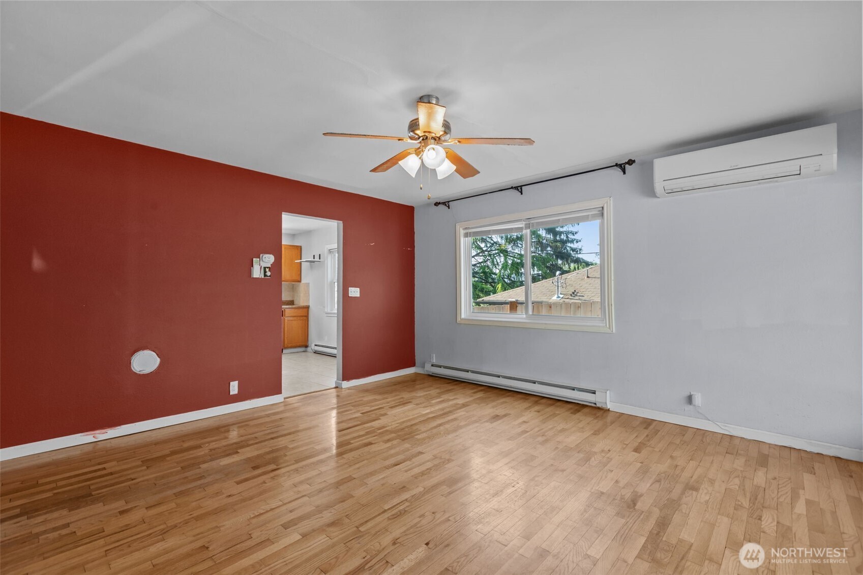 264 Taylor Avenue Northwest Renton, WA 98057 - Photo 4 of 35 Gallery Image 4