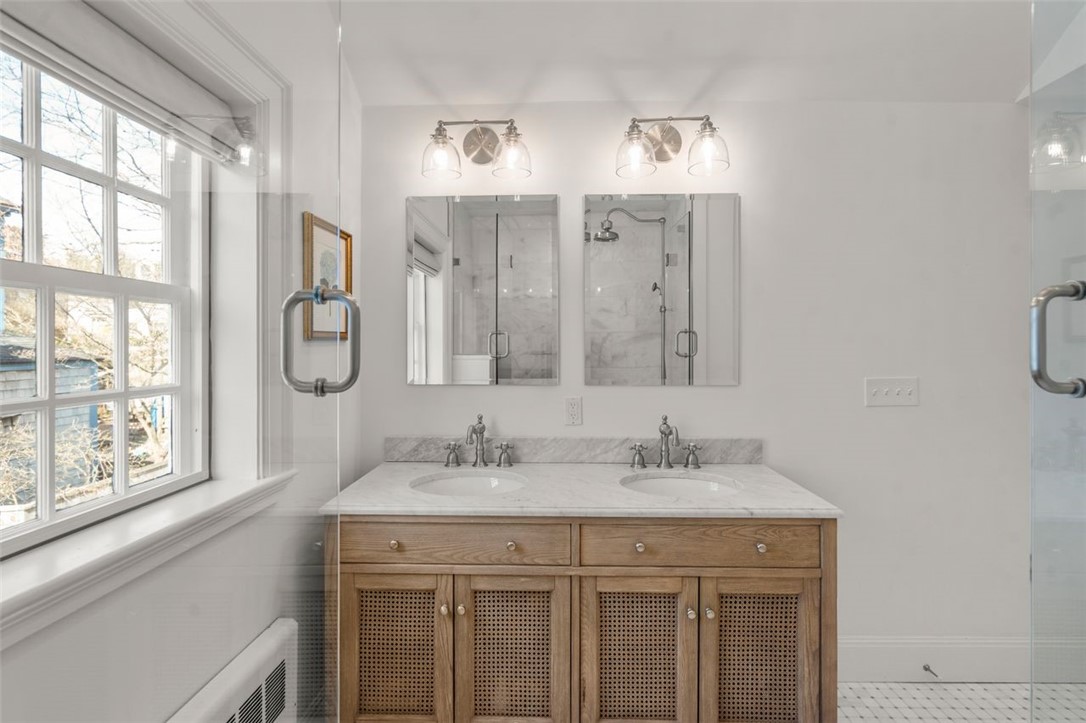 30 Thames Street Newport, RI 02840 - Photo 21 of 47