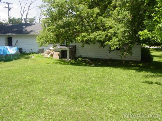 5650 Fargo Road Avoca, MI 48006 - Photo 3 of 9