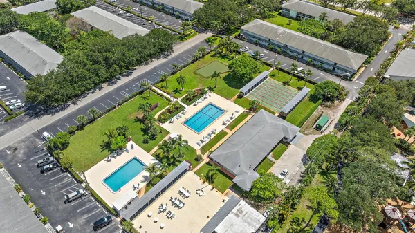 an aerial view of multiple house