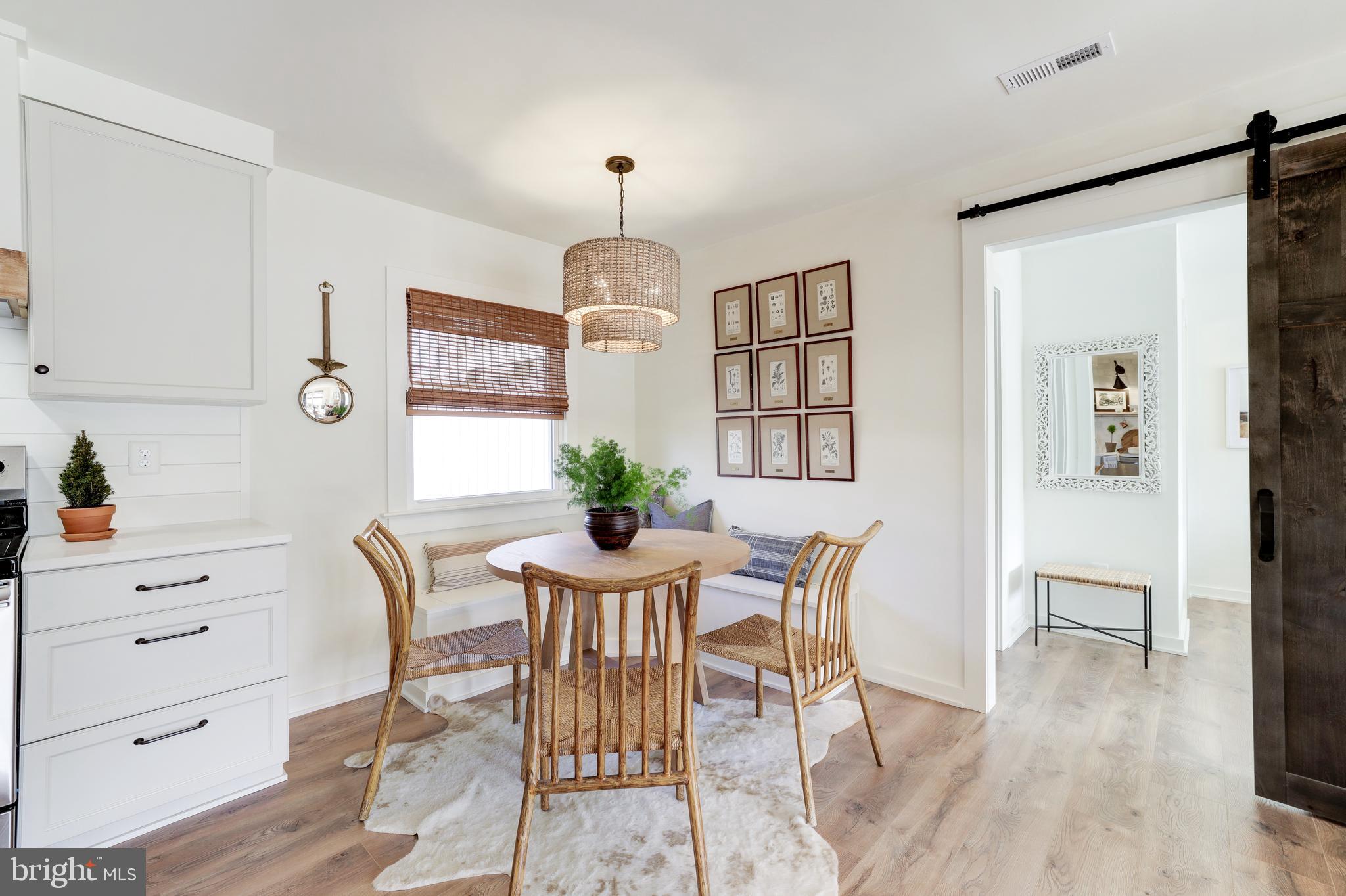 403 East Poplar Road Sterling, VA 20164 - Photo 13 of 33 Dining