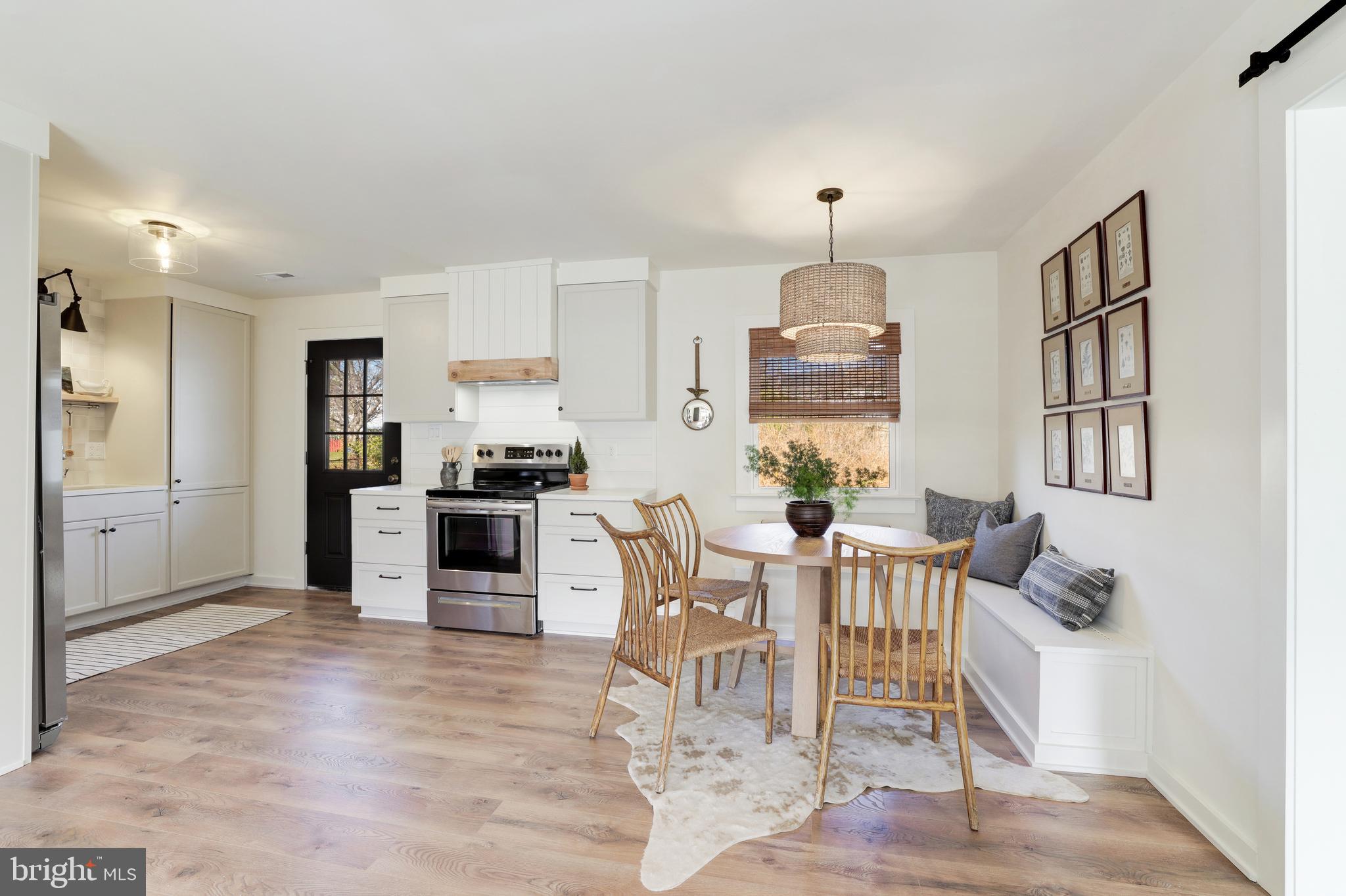 403 East Poplar Road Sterling, VA 20164 - Photo 15 of 33 Kitchen
