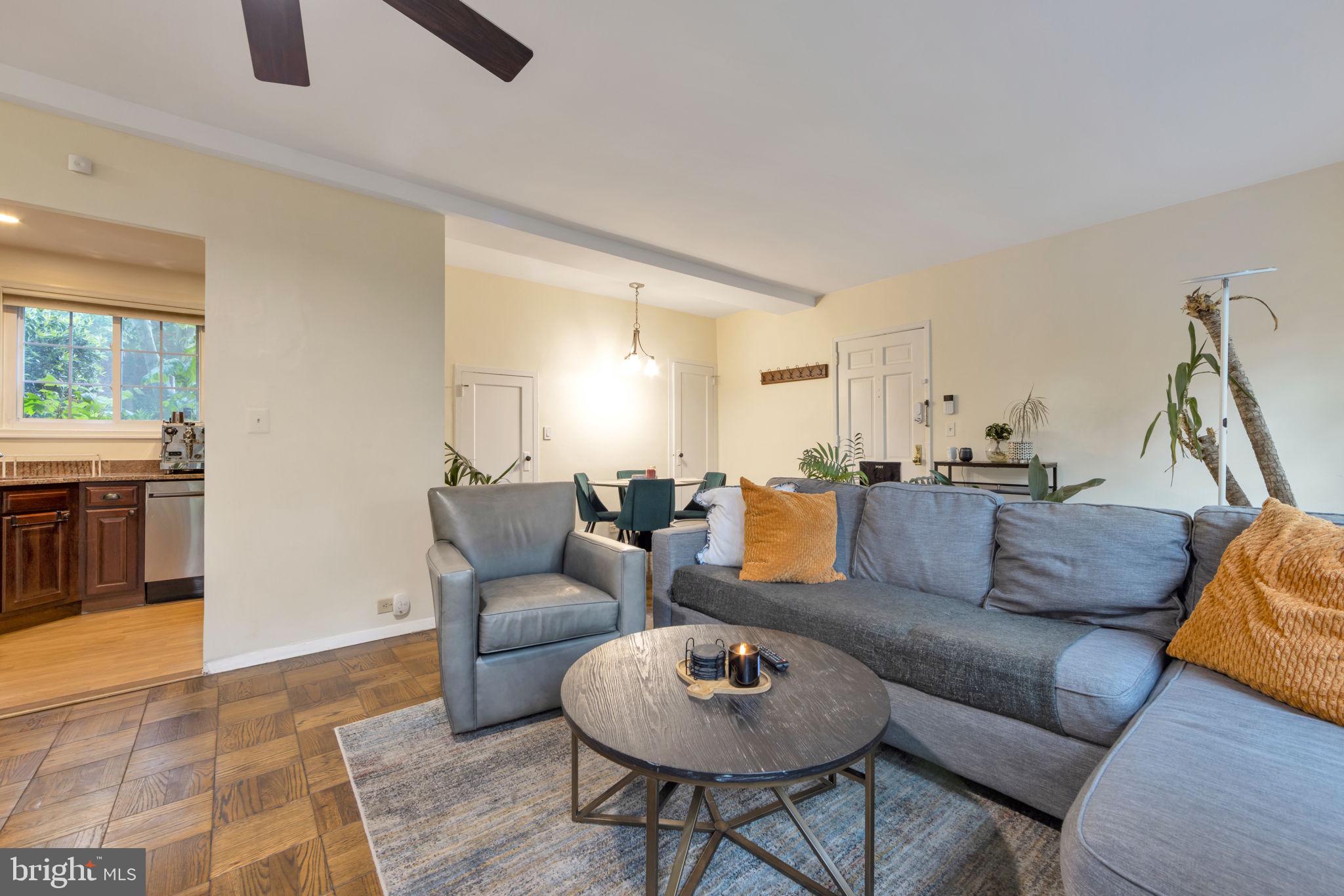3400 Gunston Road Alexandria, VA 22302 - Photo 3 of 15 Inviting living space with natural light.