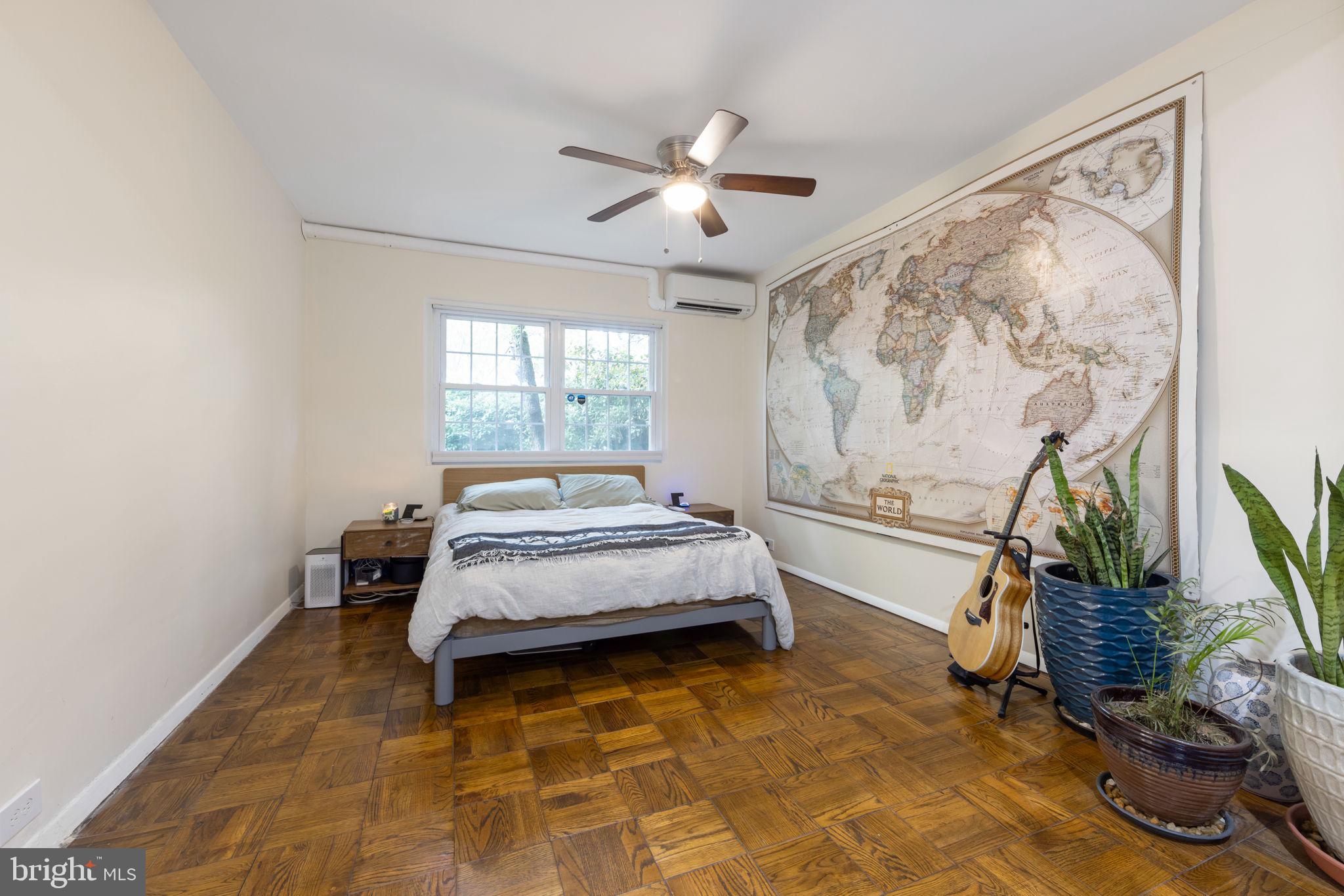 3400 Gunston Road Alexandria, VA 22302 - Photo 8 of 15 Spacious room with world map charm.