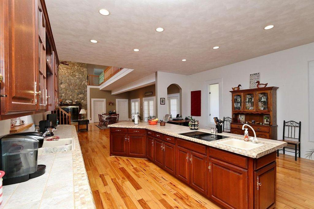 623 Buhrman Road Eagle Rock, VA 24085 - Photo 14 of 33 g