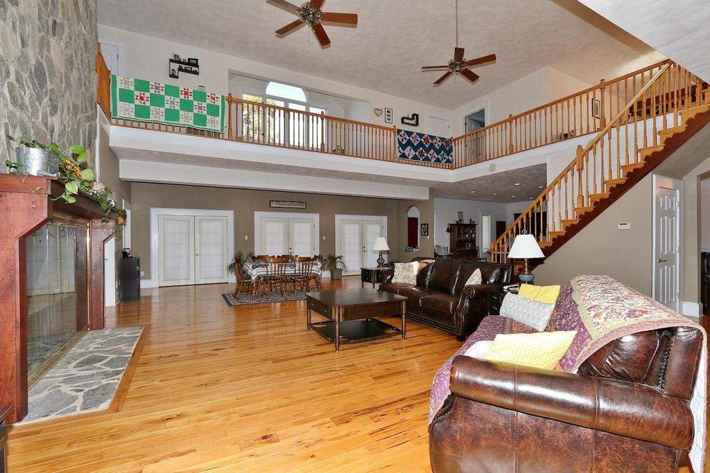 623 Buhrman Road Eagle Rock, VA 24085 - Photo 15 of 33 o